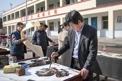 學(xué)雷鋒 我行動 文藝志愿服務(wù)進(jìn)萬家活動走進(jìn)軹城實(shí)驗(yàn)小學(xué)